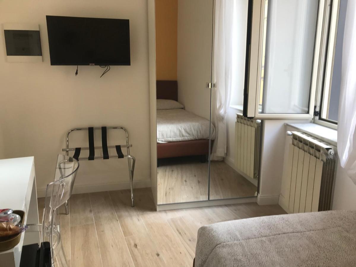 Bed and Breakfast agorà singola con bagno privato adiacente à Naples Extérieur photo